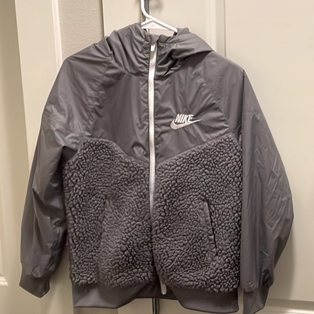 Nike Sportswear Boy’s Sherpa Windrunner Full-Zip Jacket